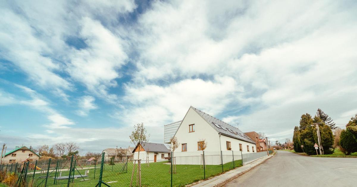 Apartmany Dalov Šternberk Bagian luar foto