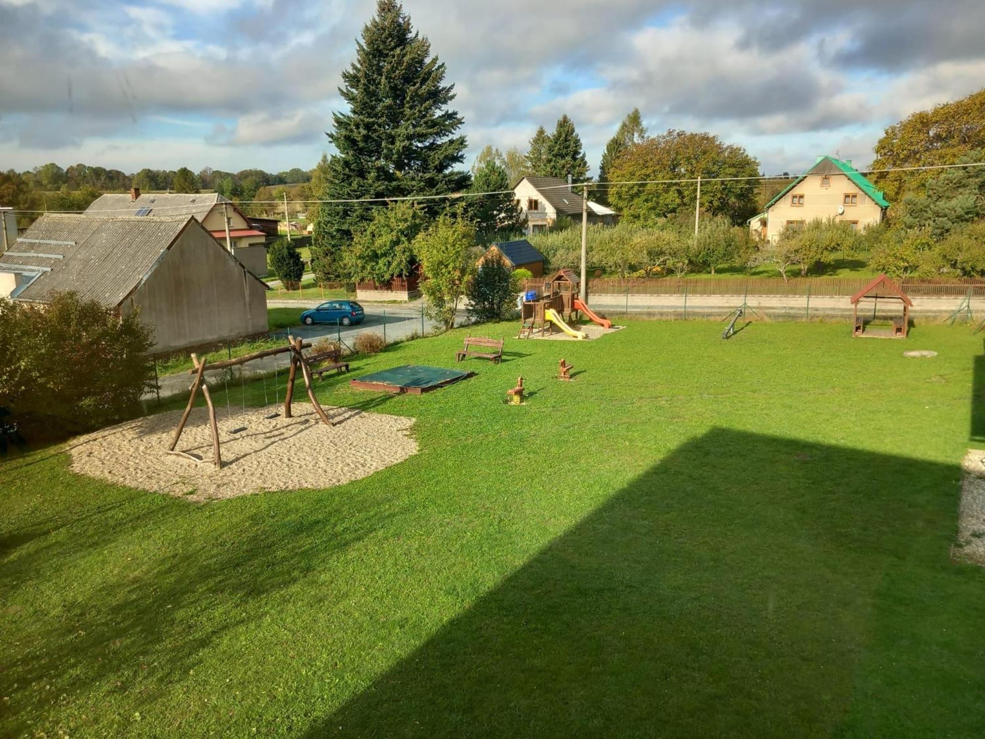 Apartmany Dalov Šternberk Bagian luar foto